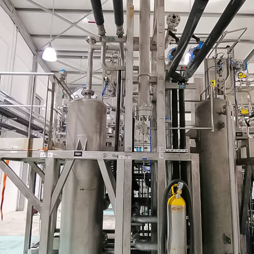 Installation de deux groupe eau glacé et tuyauterie inox Chez Apex Zaghouan